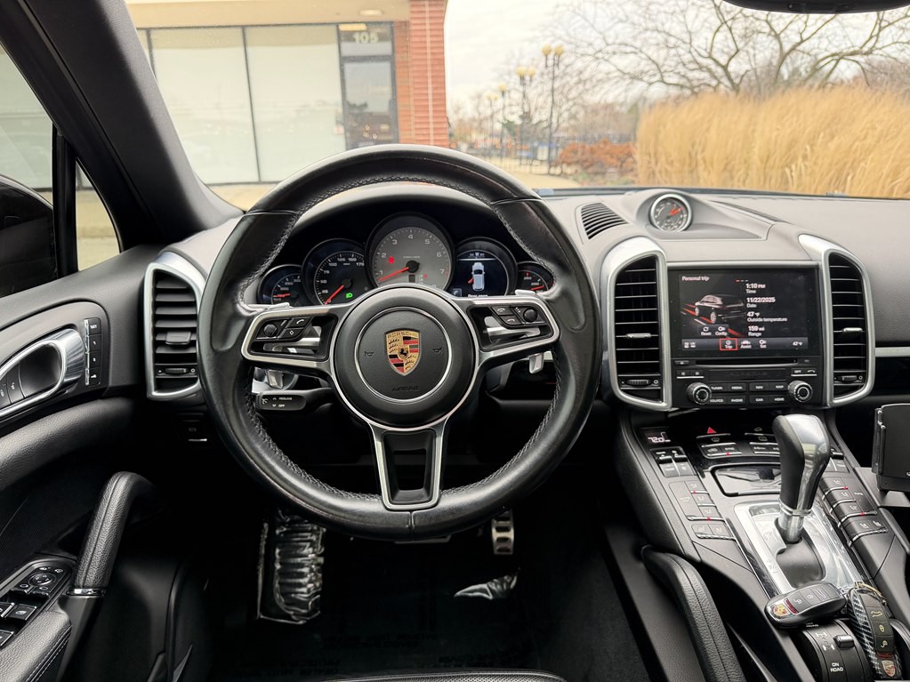 2018 Porsche Cayenne Image 38