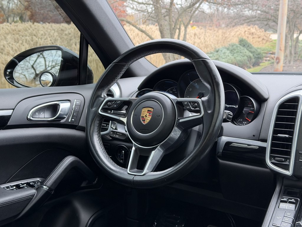 2018 Porsche Cayenne Image 50