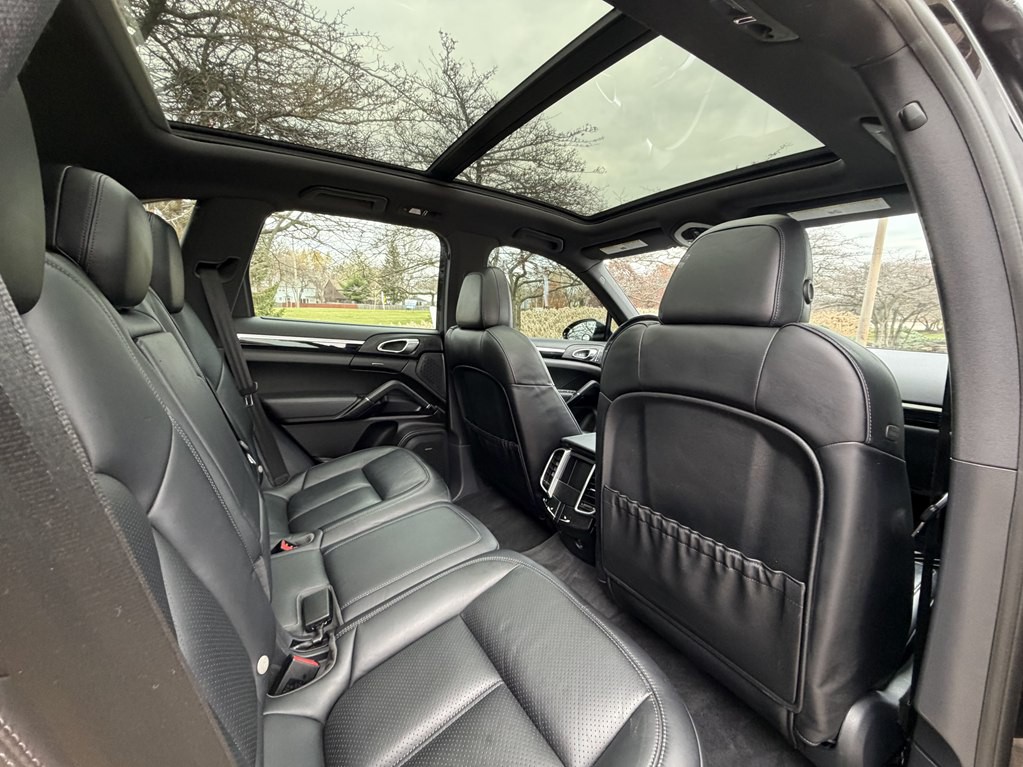 2018 Porsche Cayenne Image 52