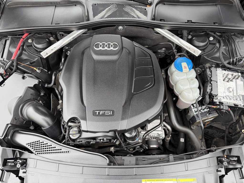 2017 Audi A4 Image 19