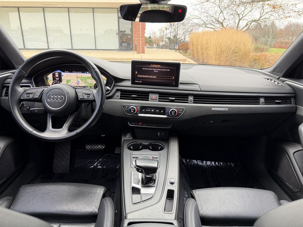 2017 Audi A4 Image 25