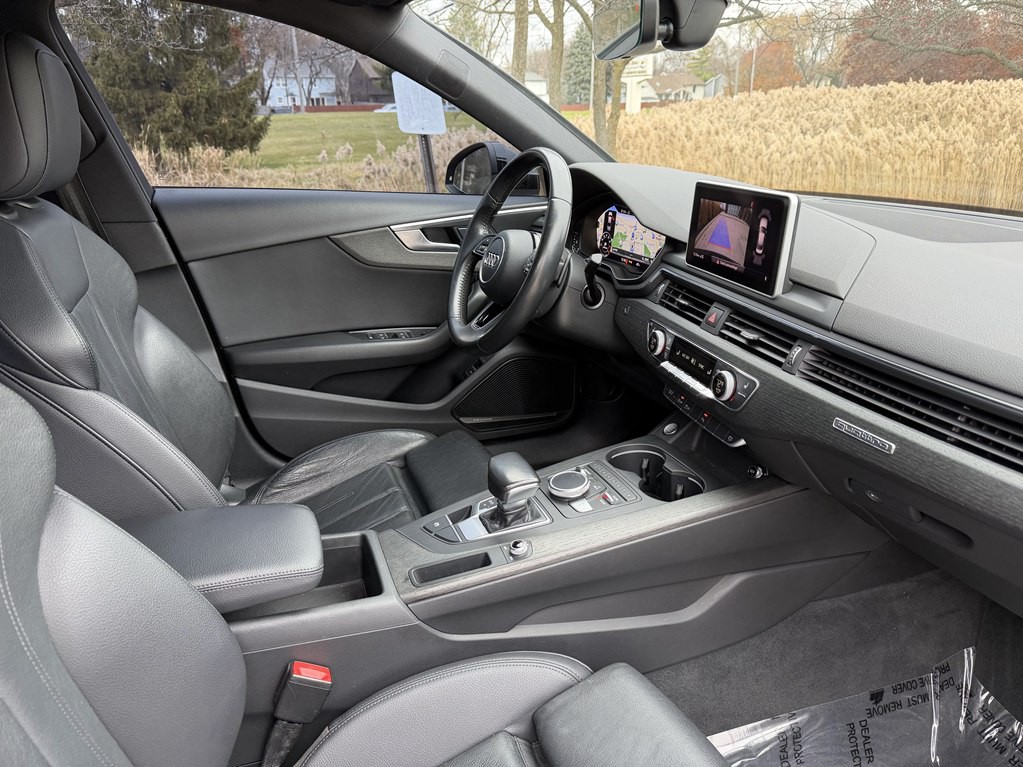 2017 Audi A4 Image 33