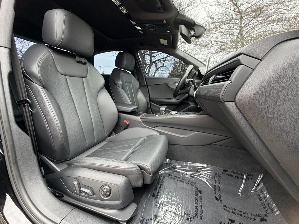 2017 Audi A4 Image 35