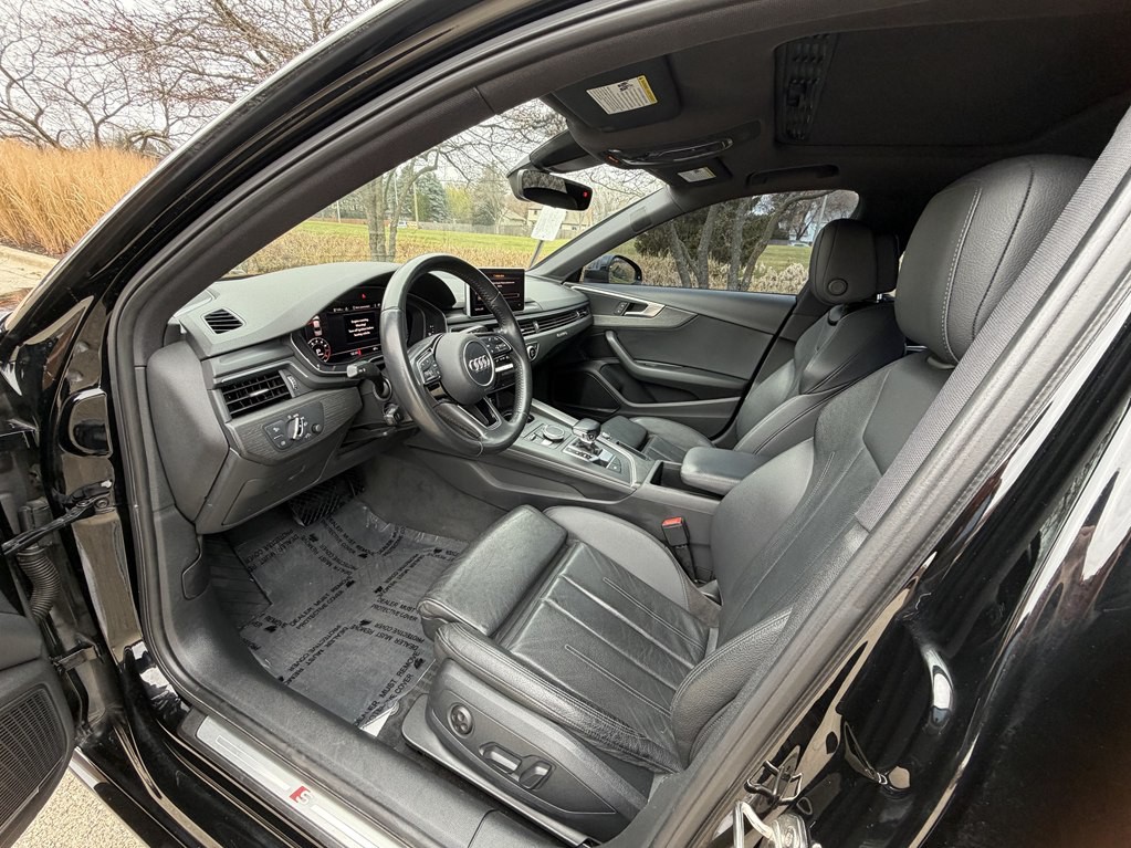 2017 Audi A4 Image 42