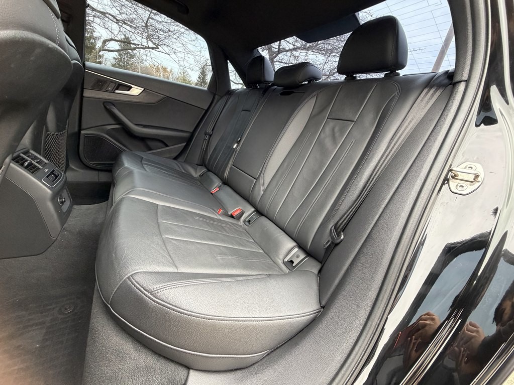 2017 Audi A4 Image 46