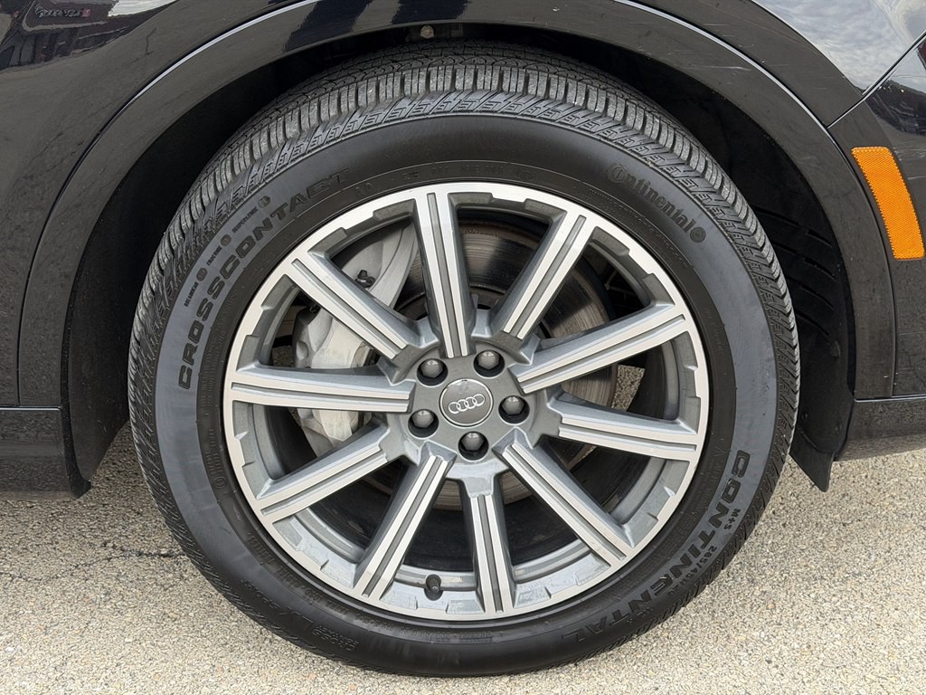 2019 Audi Q7 Image 9