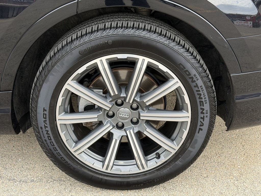 2019 Audi Q7 Image 10