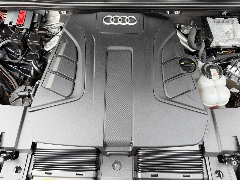 2019 Audi Q7 Image 16