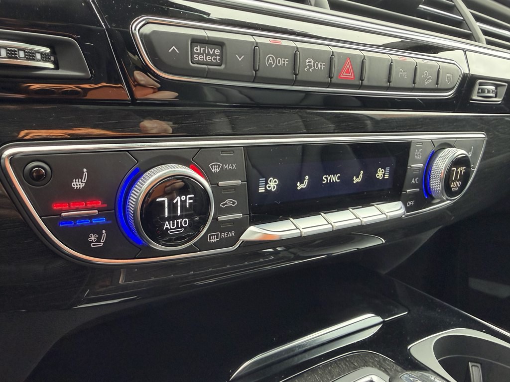 2019 Audi Q7 Image 32