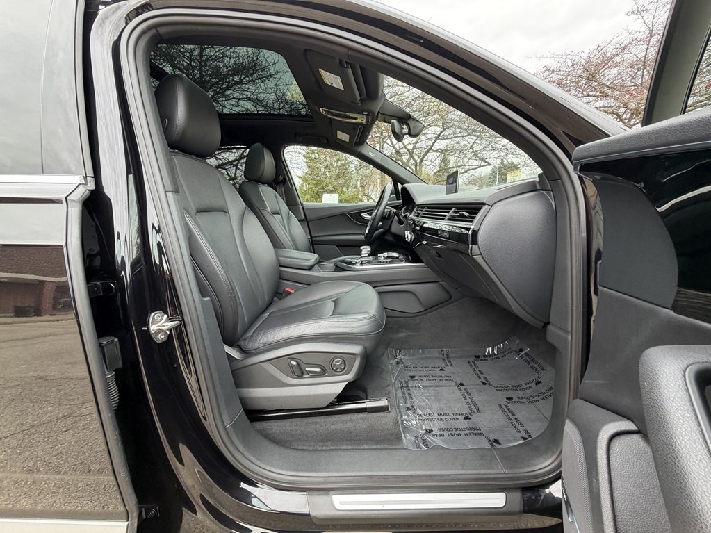 2019 Audi Q7 Image 35