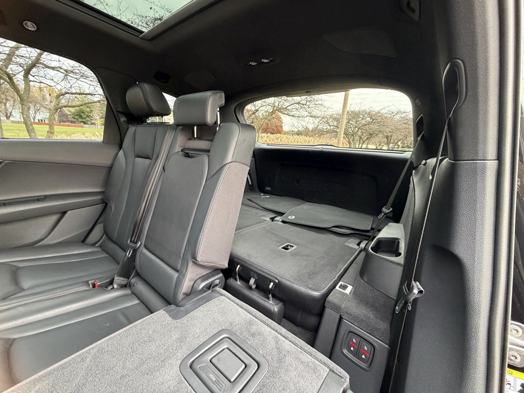 2019 Audi Q7 Image 45