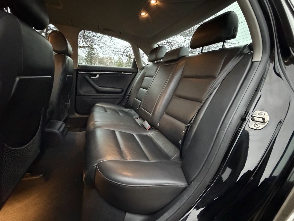 2005 Audi A4 Image 27