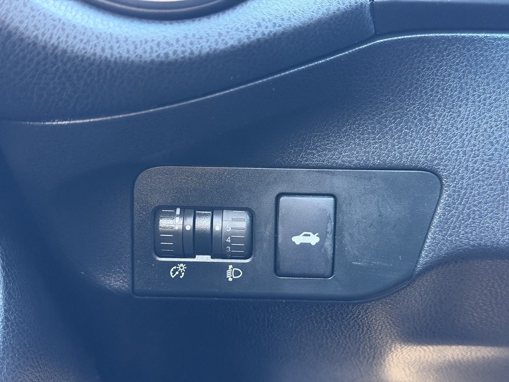 2014 Subaru BRZ Image 38