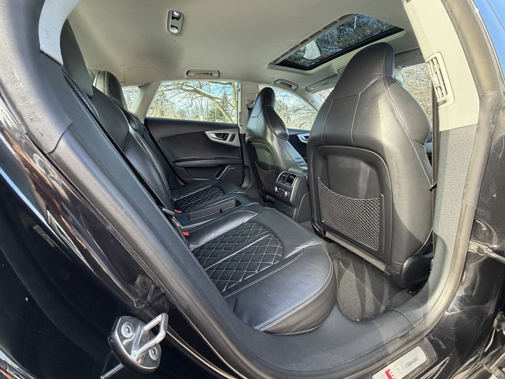 2013 Audi S7 Image 33