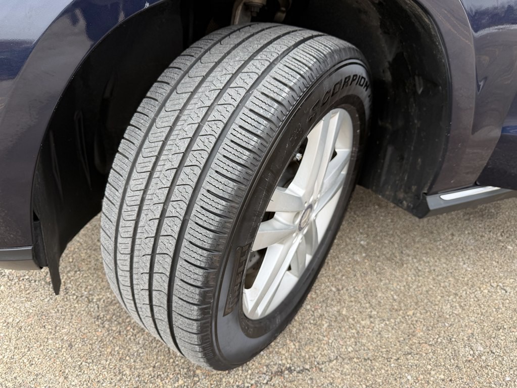 2013 Mercedes-Benz GL-Class Image 11