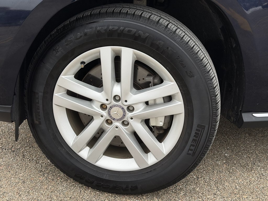 2013 Mercedes-Benz GL-Class Image 14