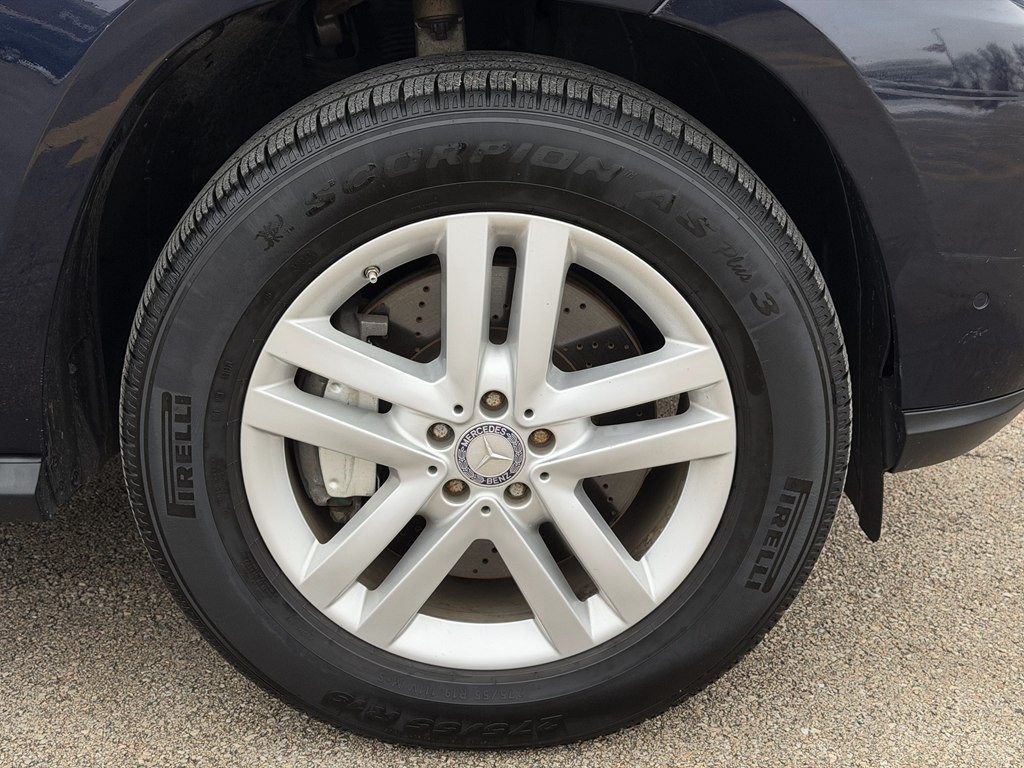 2013 Mercedes-Benz GL-Class Image 15