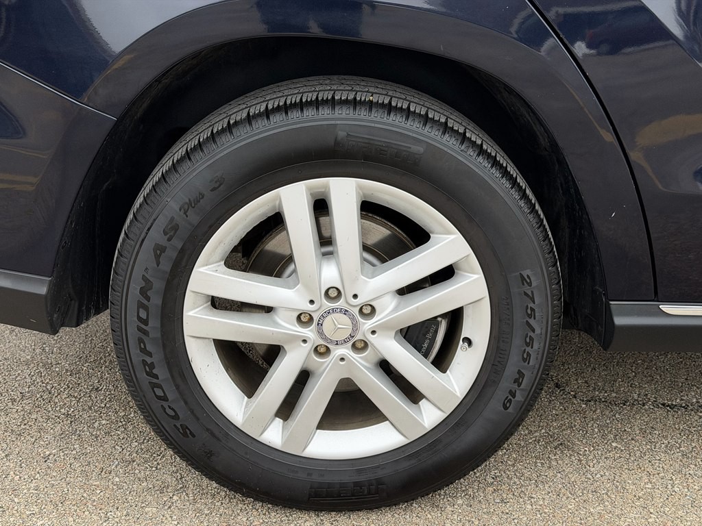 2013 Mercedes-Benz GL-Class Image 16