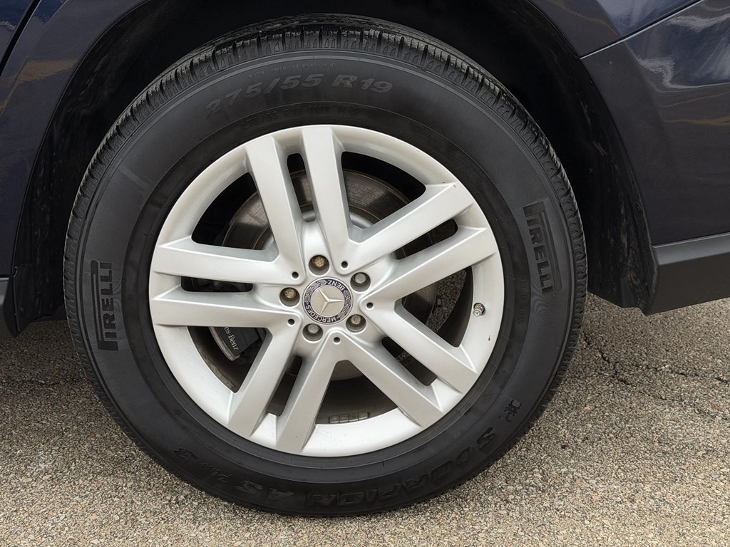 2013 Mercedes-Benz GL-Class Image 17