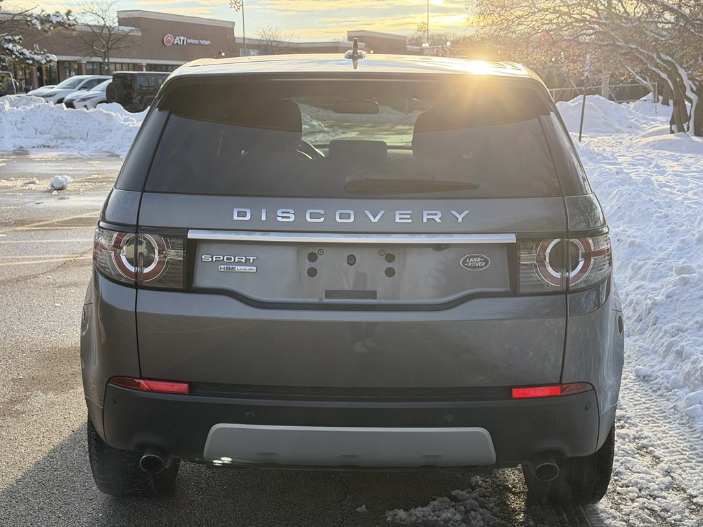 2016 Land Rover Discovery Sport Image 8