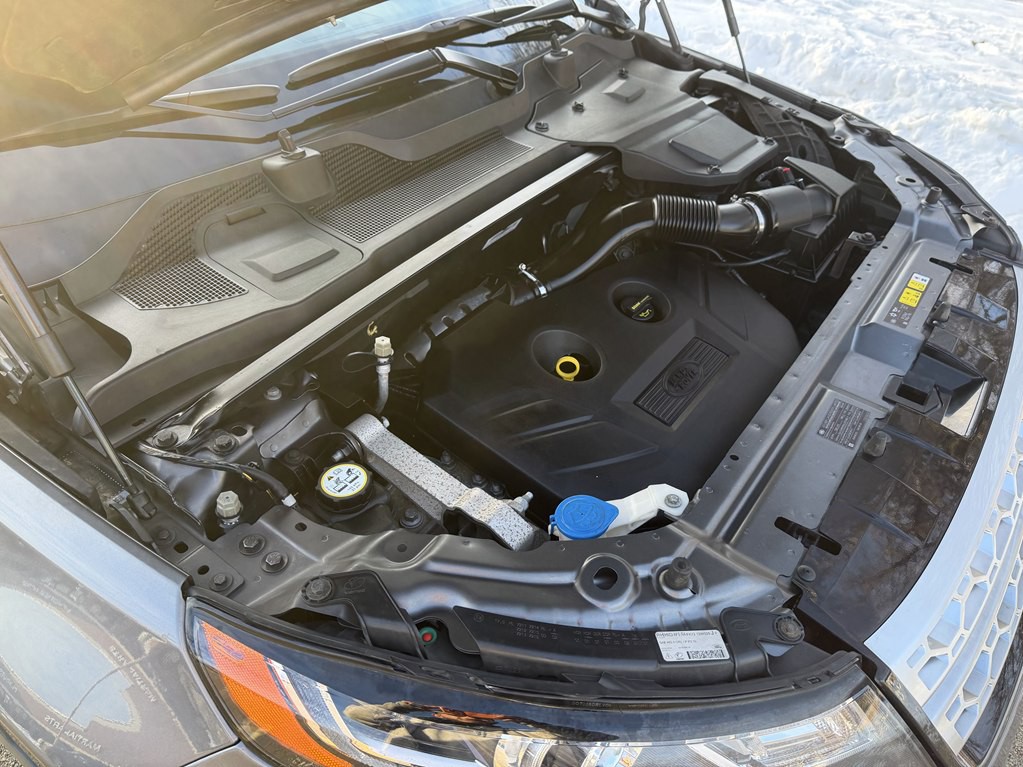 2016 Land Rover Discovery Sport Image 33