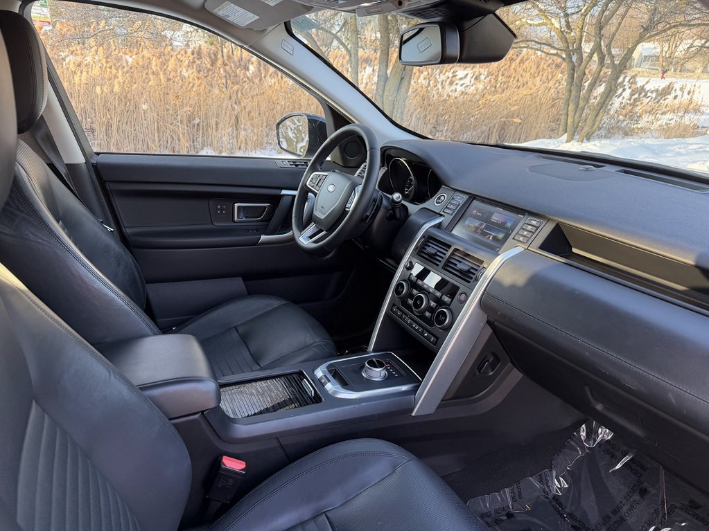 2016 Land Rover Discovery Sport Image 35