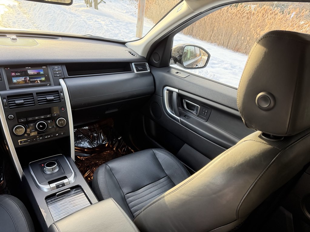 2016 Land Rover Discovery Sport Image 51