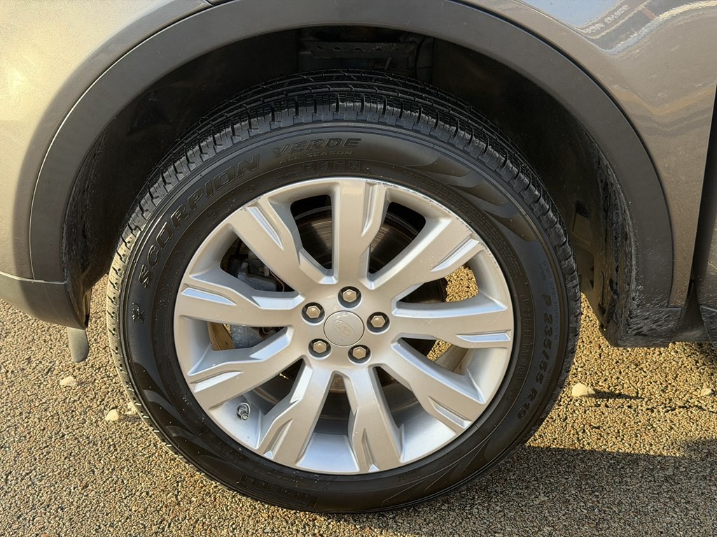 2016 Land Rover Discovery Sport Image 59