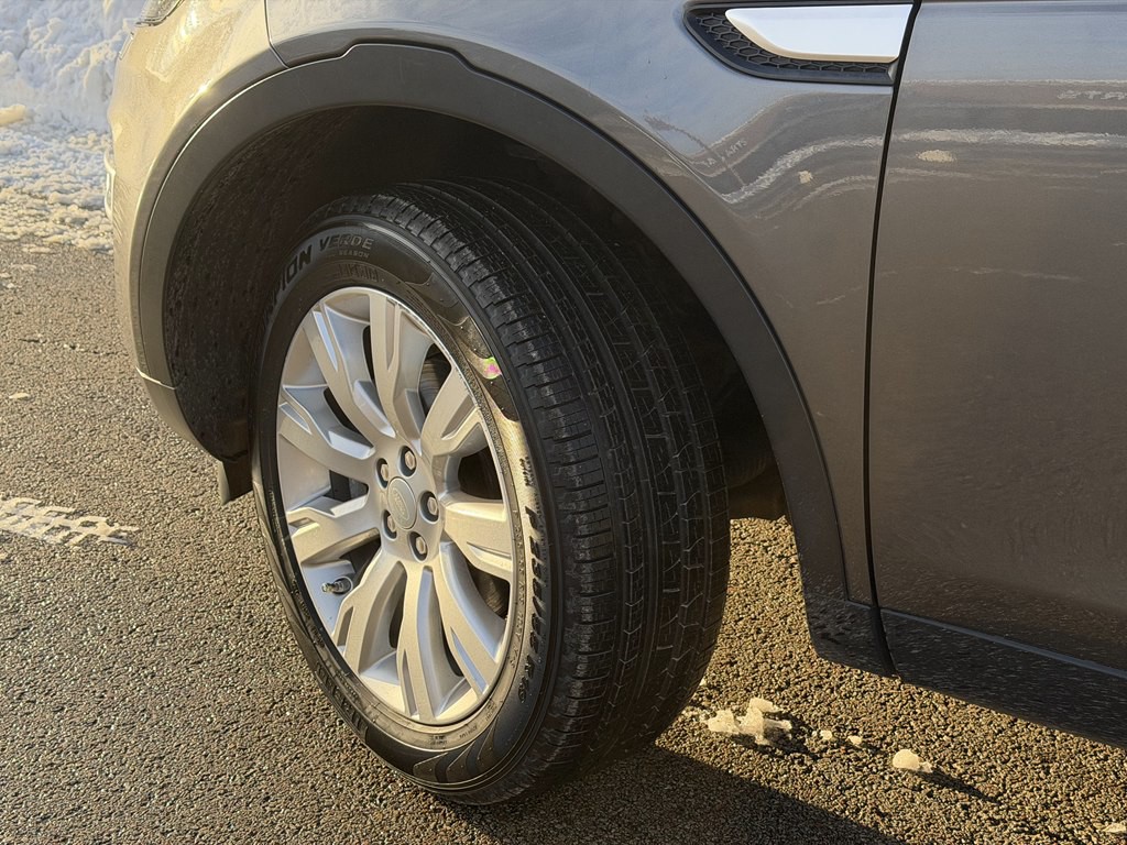 2016 Land Rover Discovery Sport Image 61