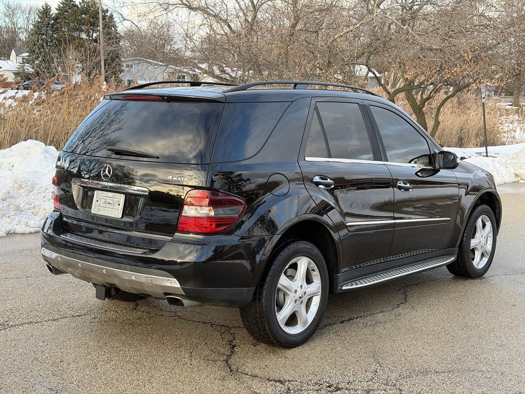 2008 Mercedes-Benz M-Class Image 2