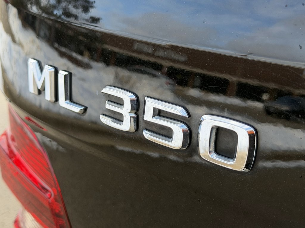 2008 Mercedes-Benz M-Class Image 10