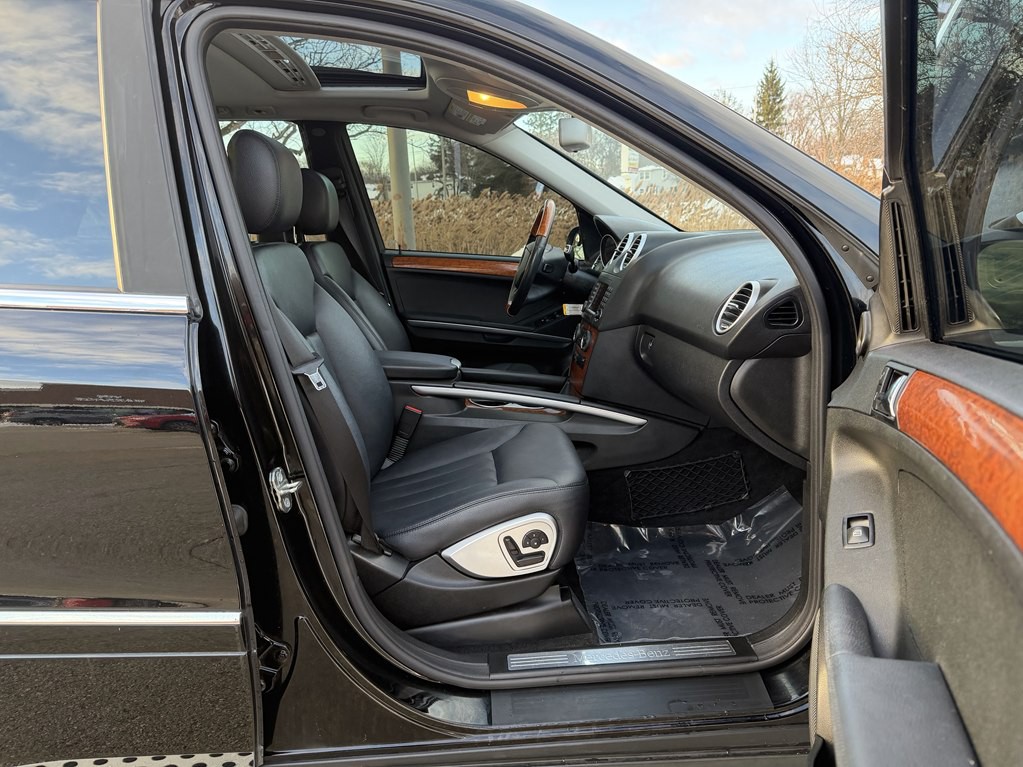 2008 Mercedes-Benz M-Class Image 26