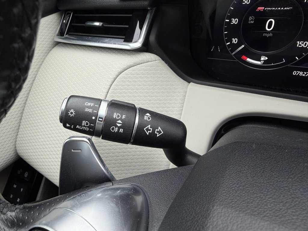 2020 Land Rover Range Rover Image 30