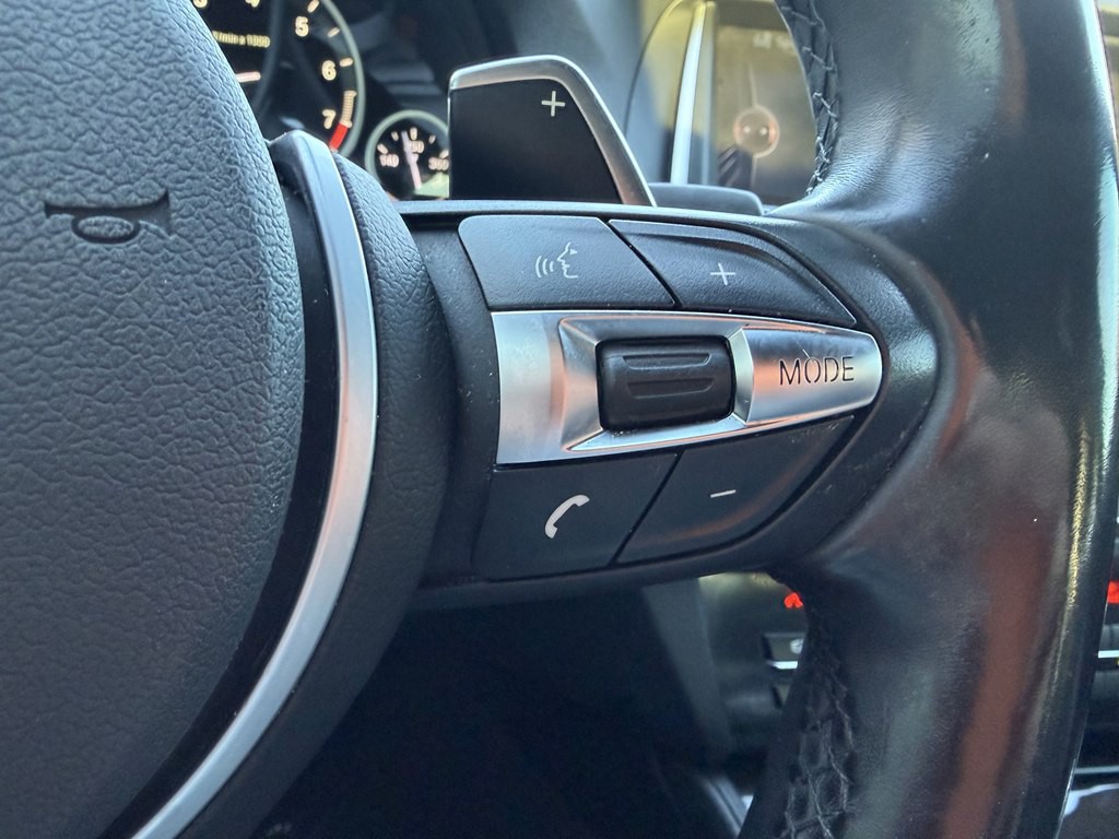 2016 BMW 5 Series Image 37