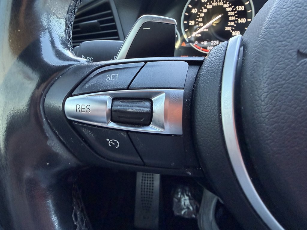 2016 BMW 5 Series Image 38