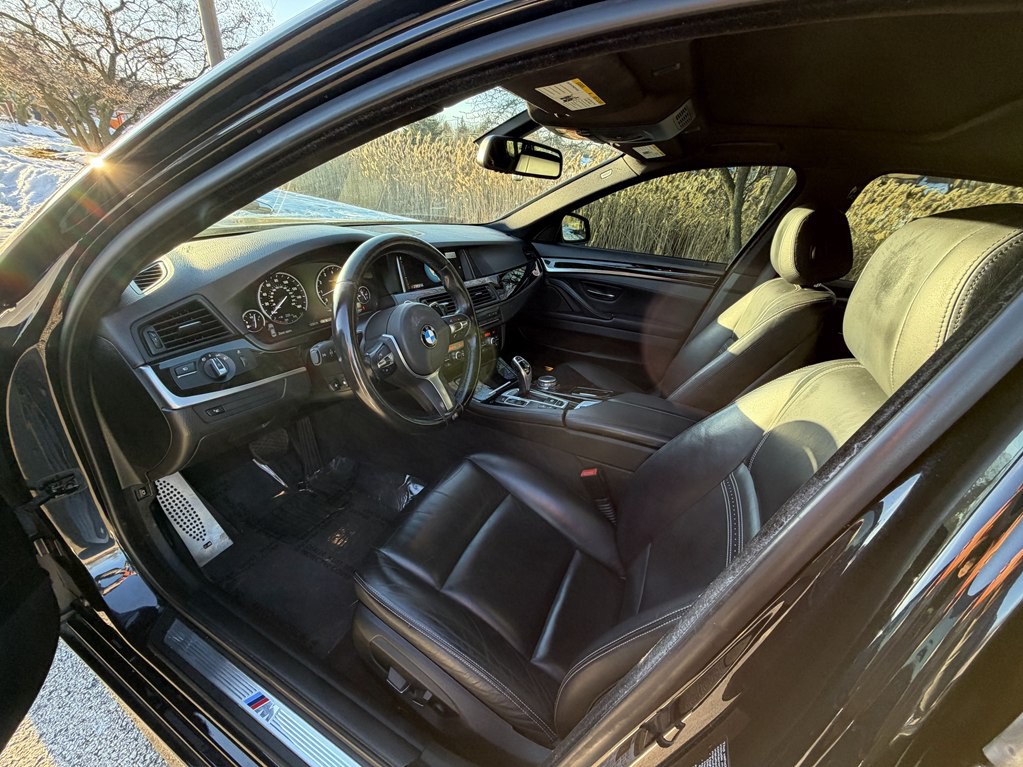 2016 BMW 5 Series Image 47