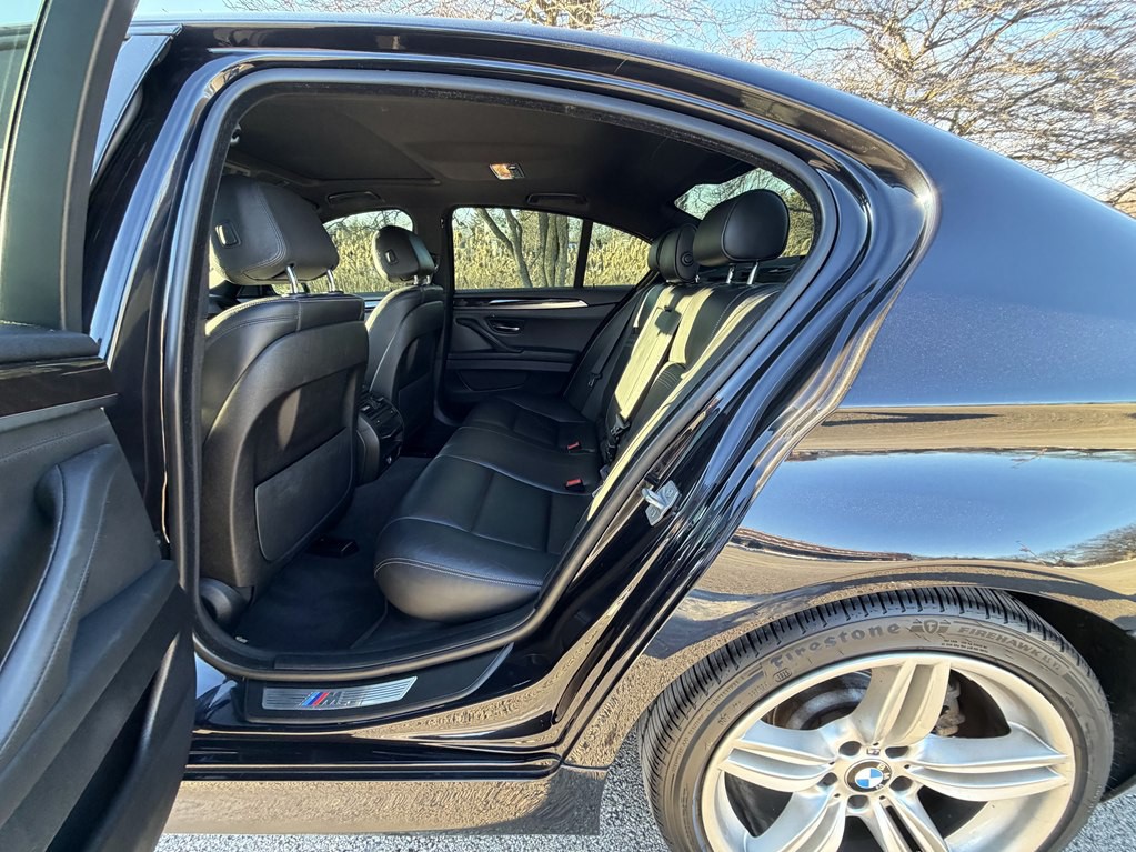 2016 BMW 5 Series Image 52