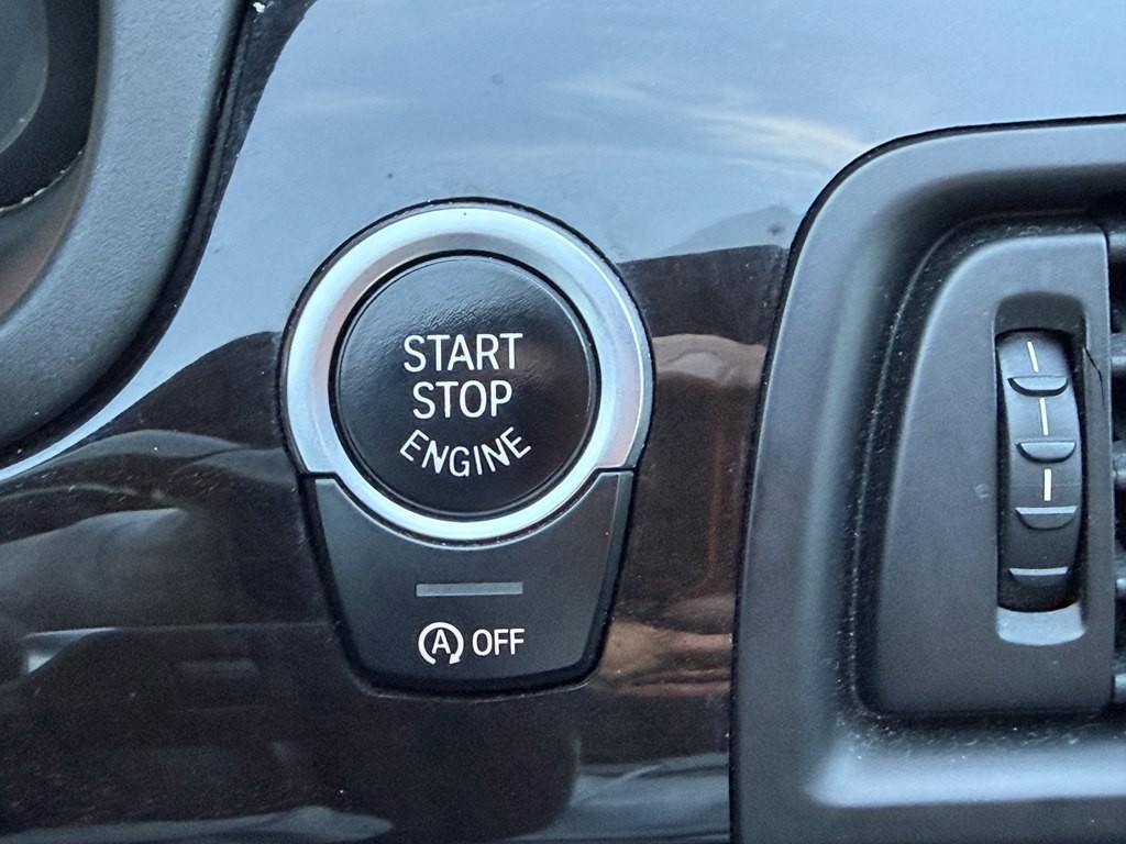 2016 BMW 5 Series Image 54