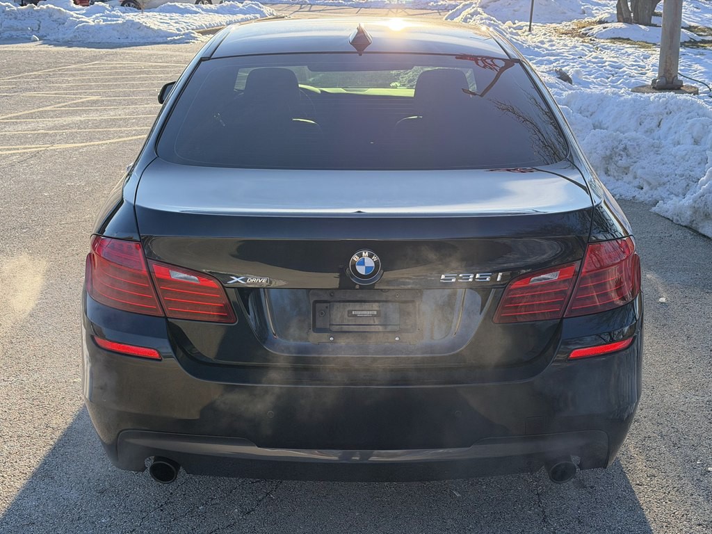 2016 BMW 5 Series Image 8