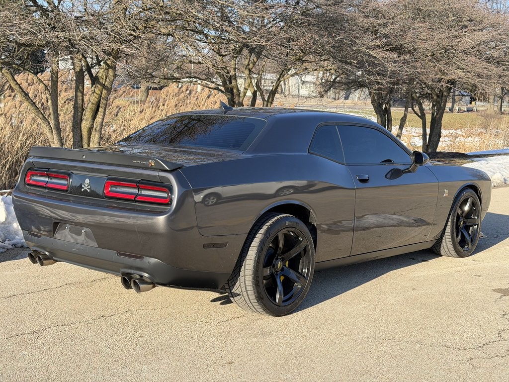2019 Dodge Challenger Image 9