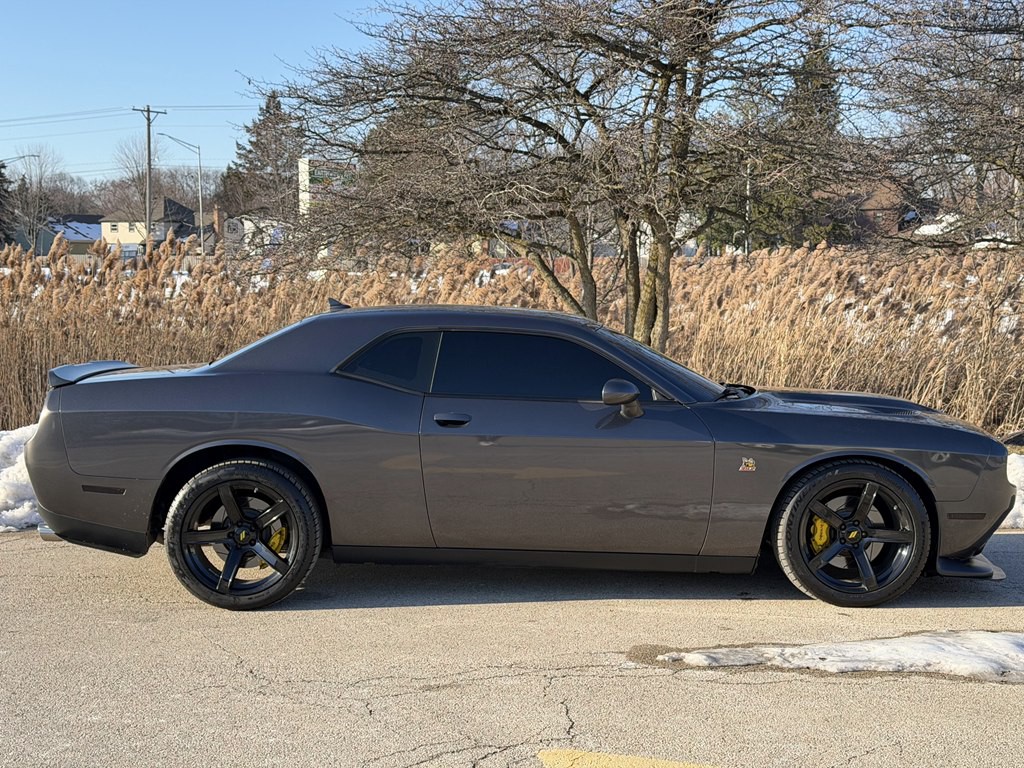 2019 Dodge Challenger Image 12
