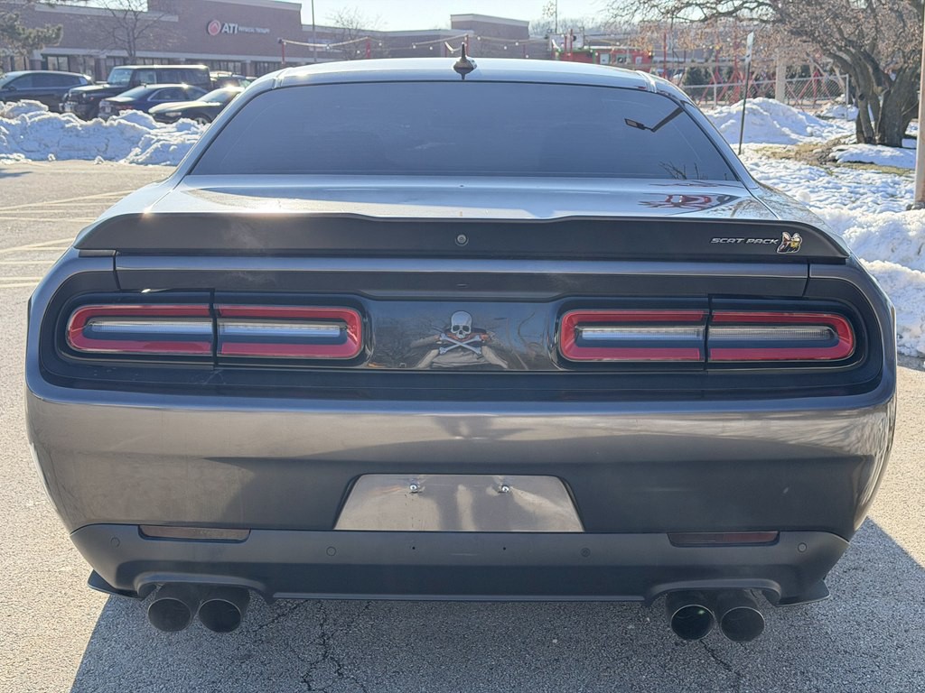 2019 Dodge Challenger Image 19