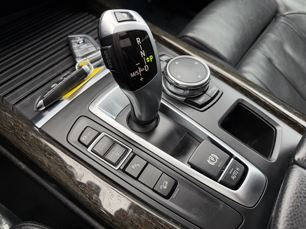 2015 BMW X5 Image 20
