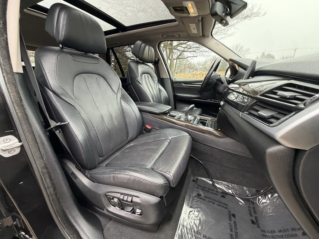 2015 BMW X5 Image 32