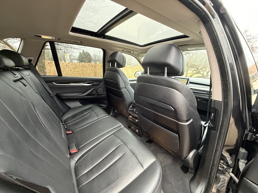 2015 BMW X5 Image 36