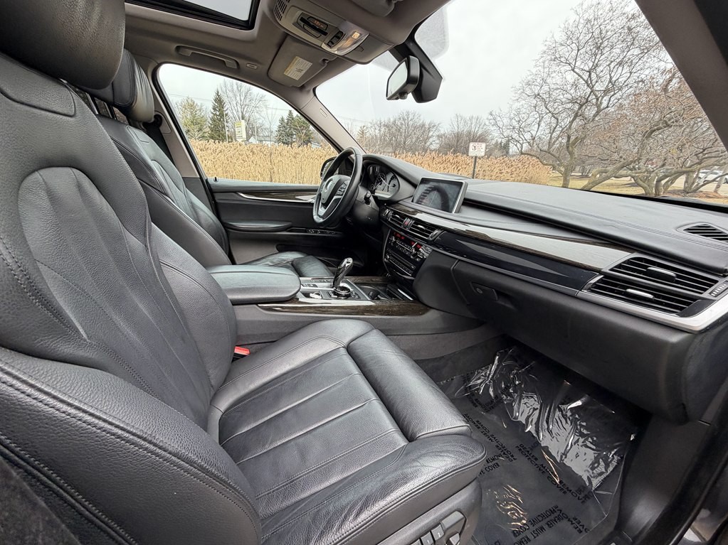 2015 BMW X5 Image 28