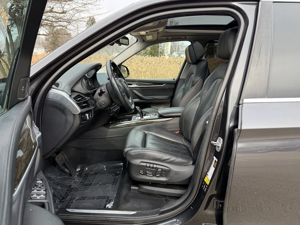 2015 BMW X5 Image 42
