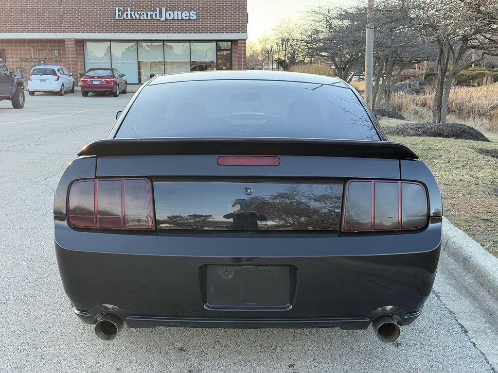 2007 Ford Mustang Image 8