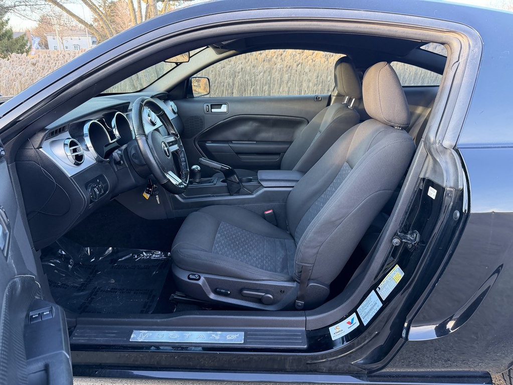 2007 Ford Mustang Image 23