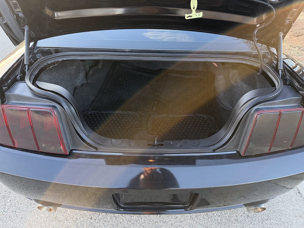 2007 Ford Mustang Image 37